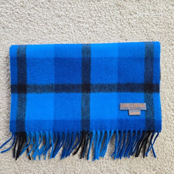 Louisa Perini Accessories - NWOT Cashmere Scarf Blue Plaid Louisa Perini